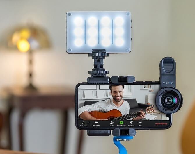 Осветитель светодиодный Pictar Smart Light с держателем для смартфона Осветитель светодиодный Pictar Smart Light с держателем для смартфона