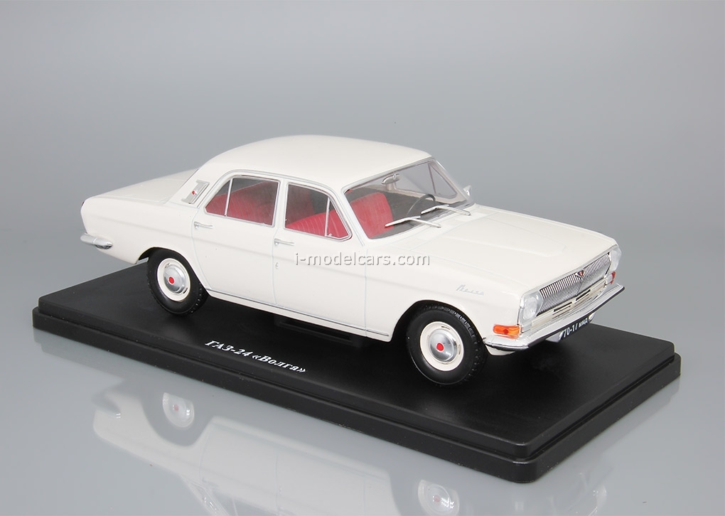 GAZ-24-10 Volga gray Scale car 1:24