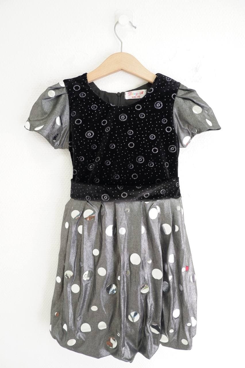 Фото - Платье Damy-M с поясом на 5-6 лет damy сапоги