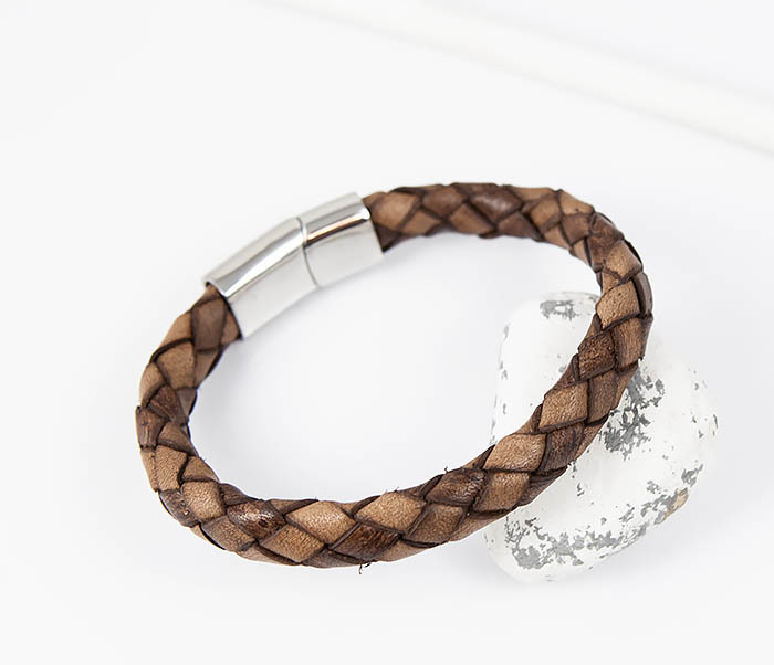 Monzo, Браслет из плетеного шнура коричневого цвета (21 см) белый браслет бесконечность из плетеного шнура с металлическим якорем