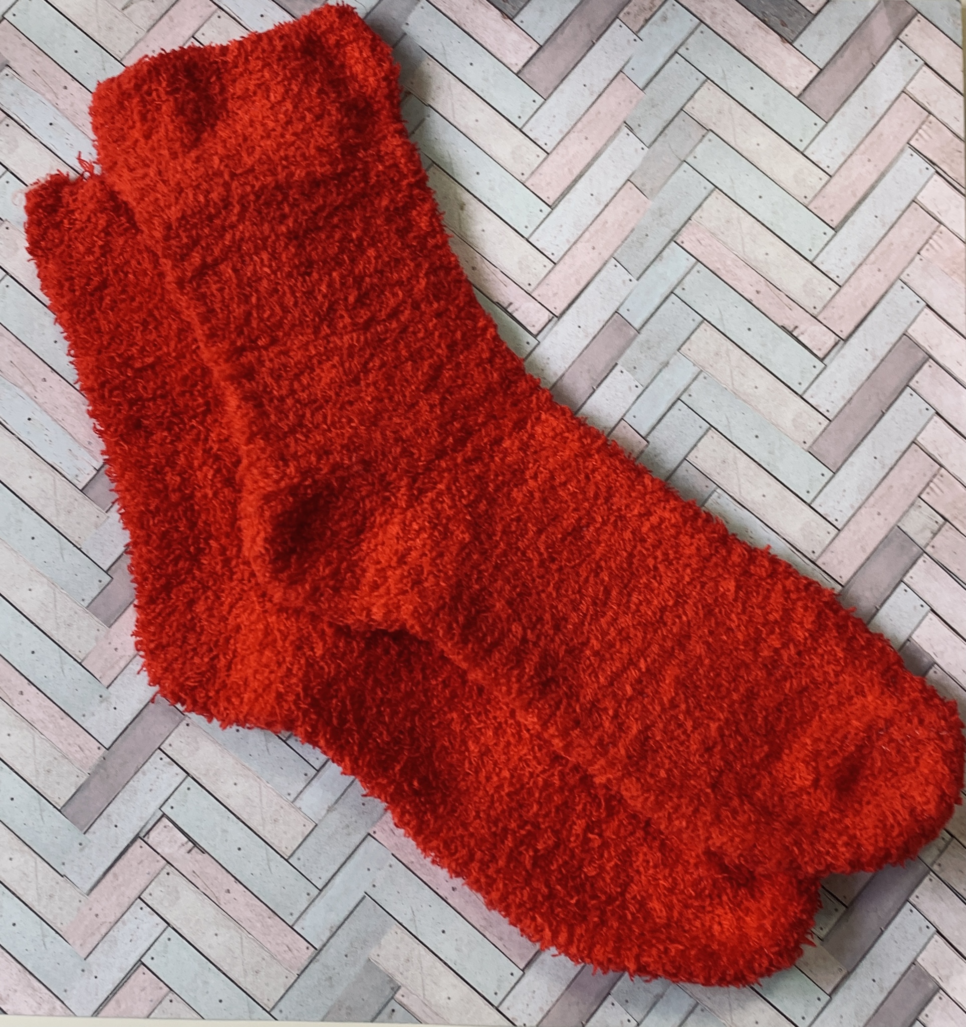 

Носки женские красные