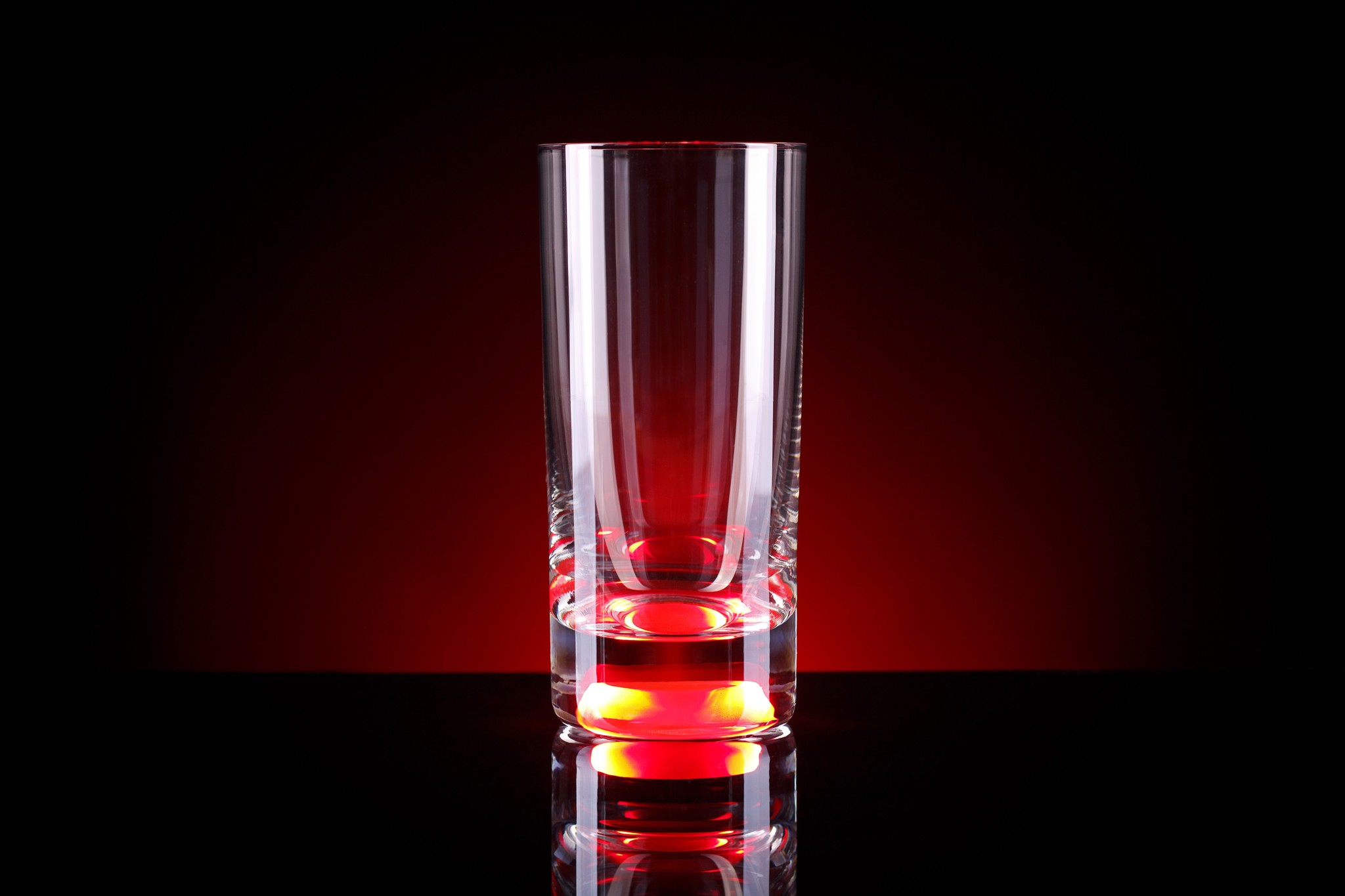 Светящийся бокал для коктейлей GlasShine, красный