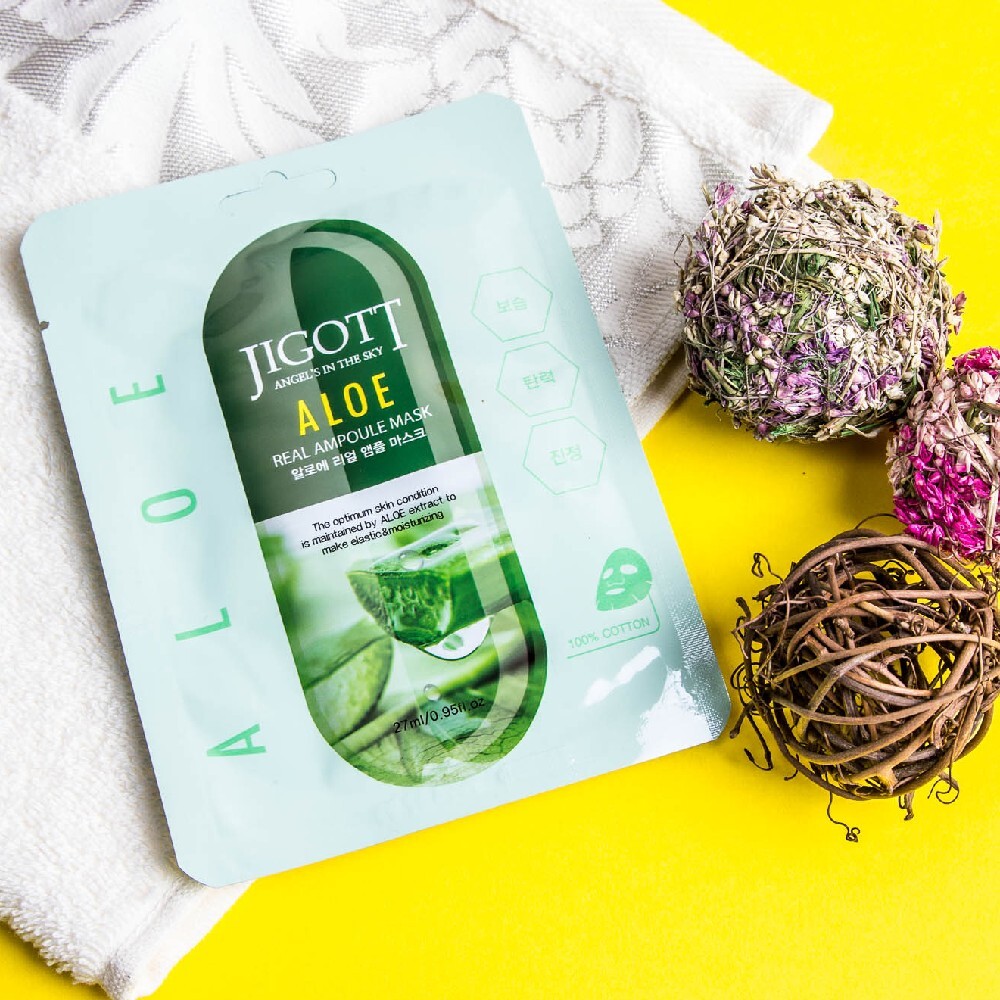 Тканевая маска c экстрактом алоэ вера Jigott  Aloe Real Ampoule Mask